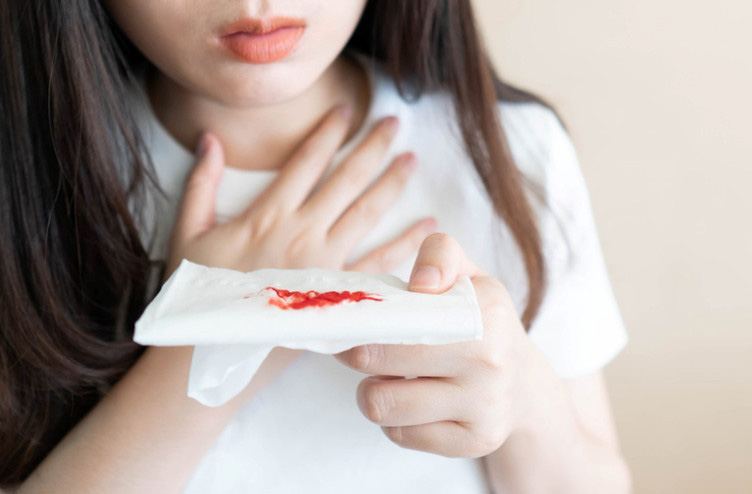 12 dấu hiệu ung thư phổi cần hết sức lưu ý 3