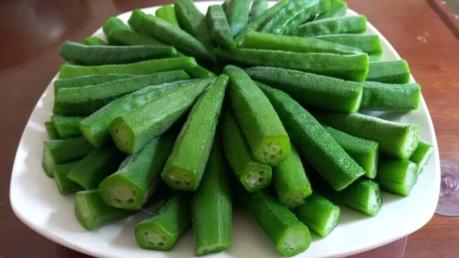 Đậu bắp hỗ trợ giảm cholesterol trong máu