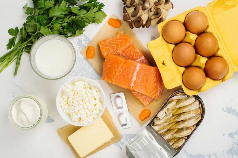 Các loại thực phẩm giàu vitamin B, sắt, omega-3 giúp giảm tê bì chân tay