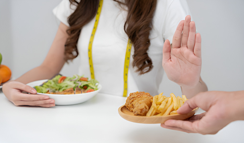 Ăn lành mạnh, ngủ sớm, vận động đều là cách phòng ngừa men gan cao