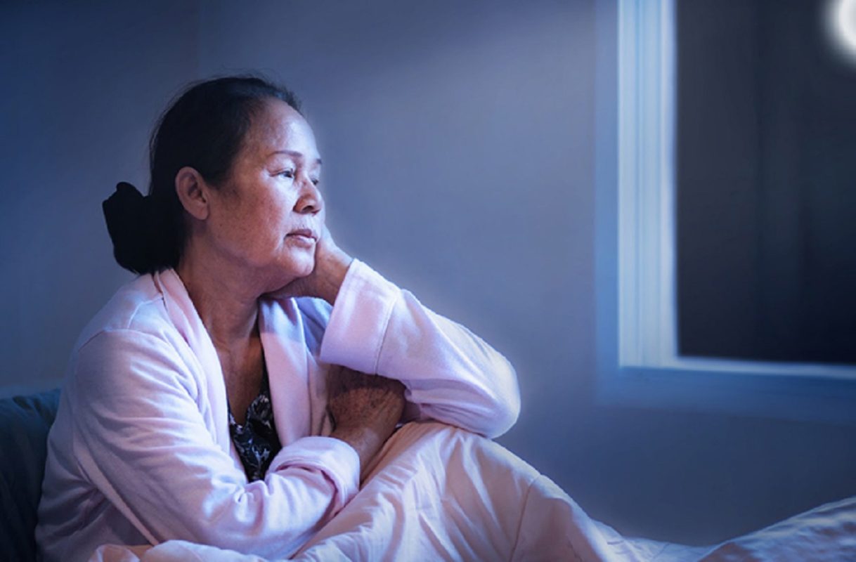 Khó ngủ ở tuổi trung niên 