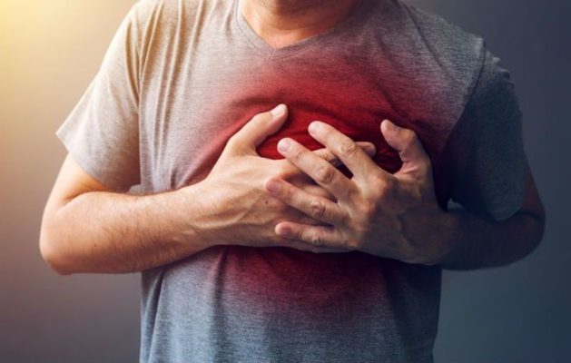 cảnh báo cơn đau ngực đầu tiên do nhồi máu cơ tim